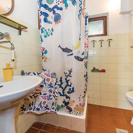 Four-bedroom In Hébergement de vacances