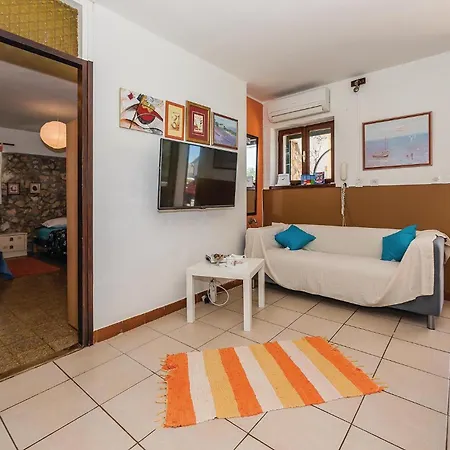 Four-bedroom In * Zaboric