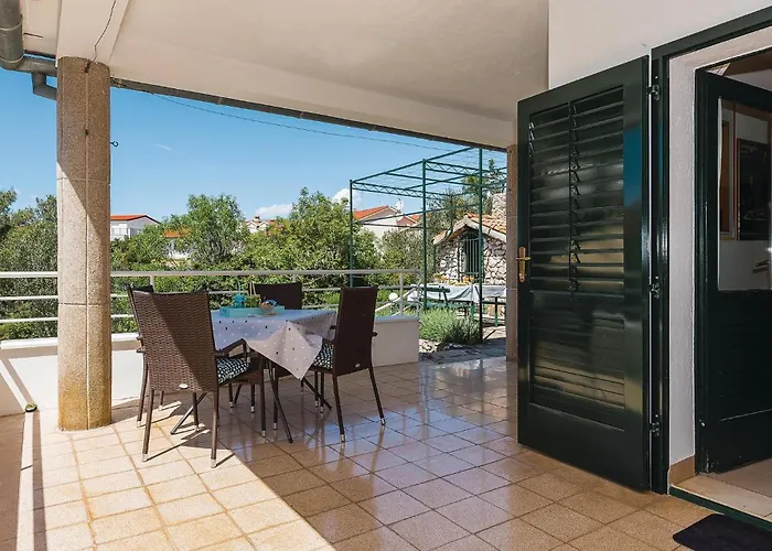 Vakantiehuis Four-bedroom In