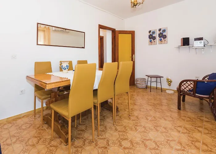 Four-bedroom In * ザボリッチ