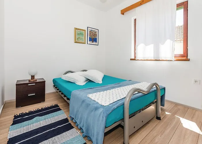 Vakantiehuis Four-bedroom In