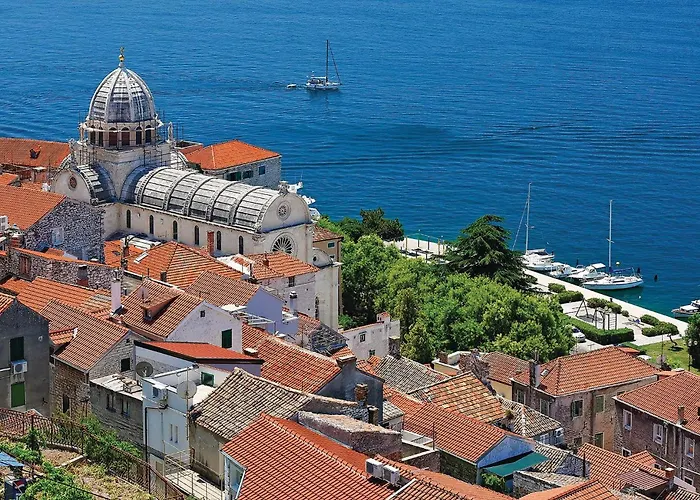 Four-bedroom In * ザボリッチ