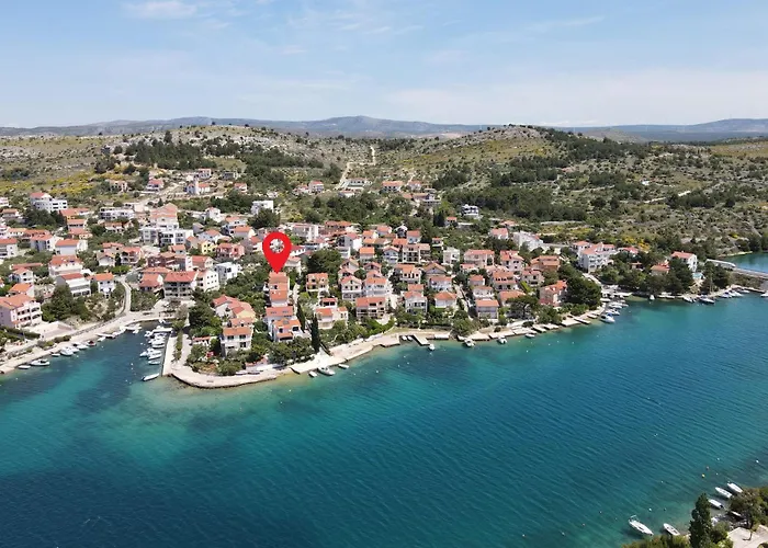 Vakantiehuis Four-bedroom In